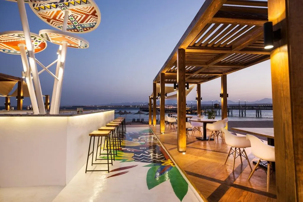 Restaurant, Pyramisa Beach Resort Sahl Hasheesh, Red Sea Riviera
