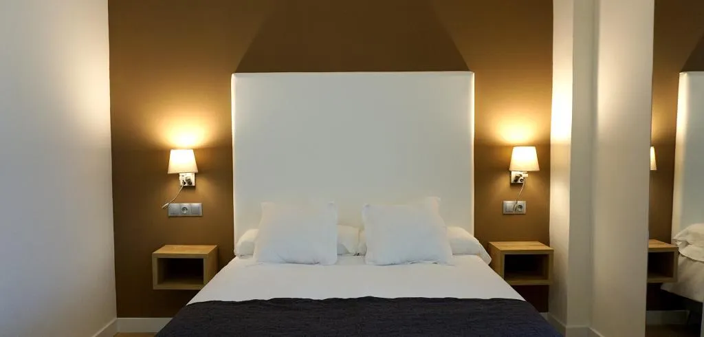 DOUBLE SINGLE USE DELUXE LAND VIEW Room, Añoreta Suites, Costa Del Sol