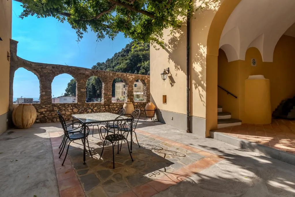 General view, Villarena Relais, Naples