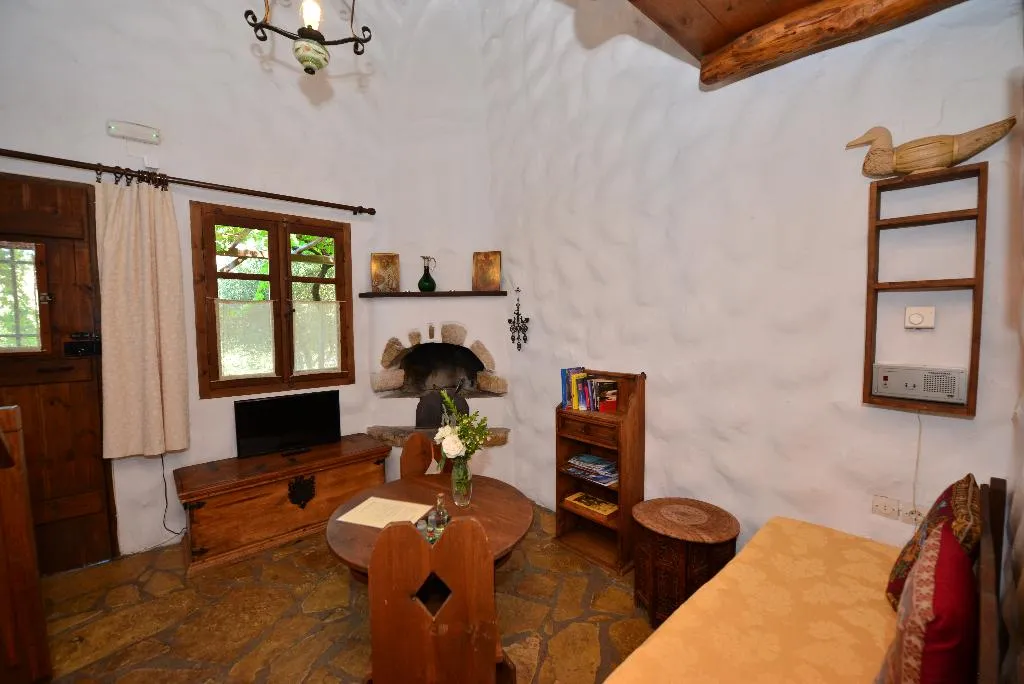 Double or Twin STANDARD Room, Viglatoras Traditionals Apartments, Crete