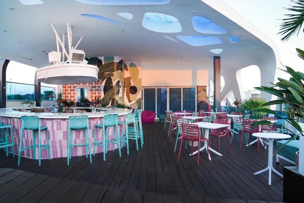 General view, The Carmen Hotel - Ocean Front, Playa Del Carmen