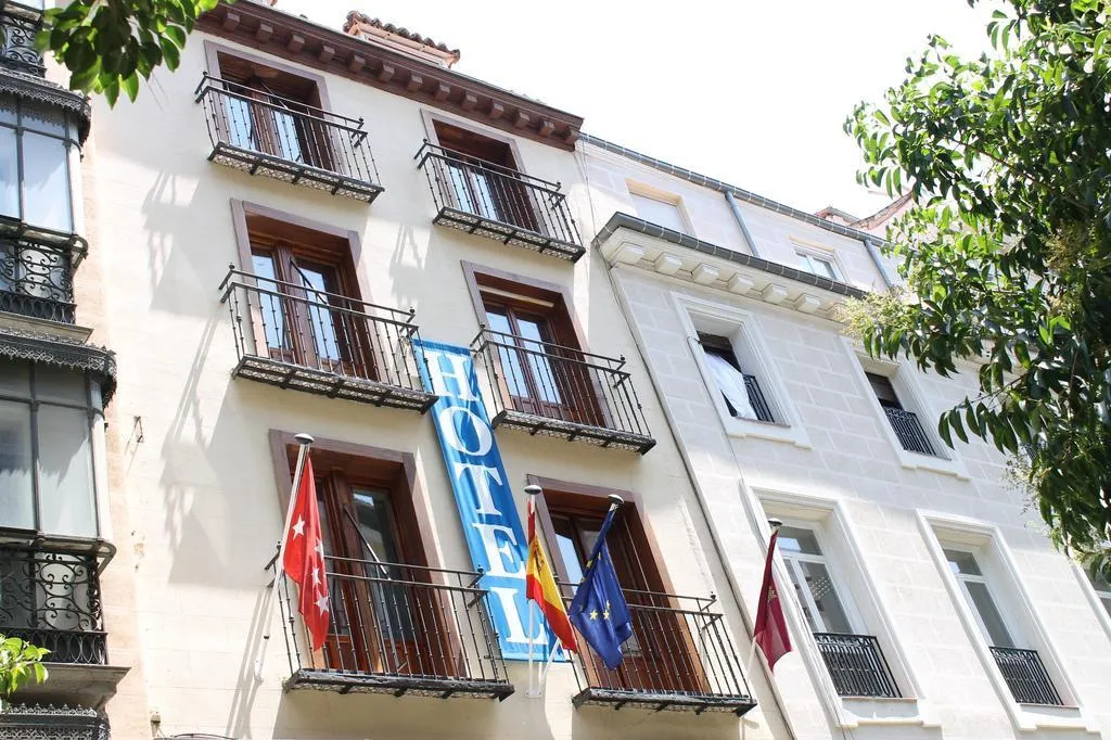 General view, Hotel El Mirador de la Puerta del Sol, Madrid
