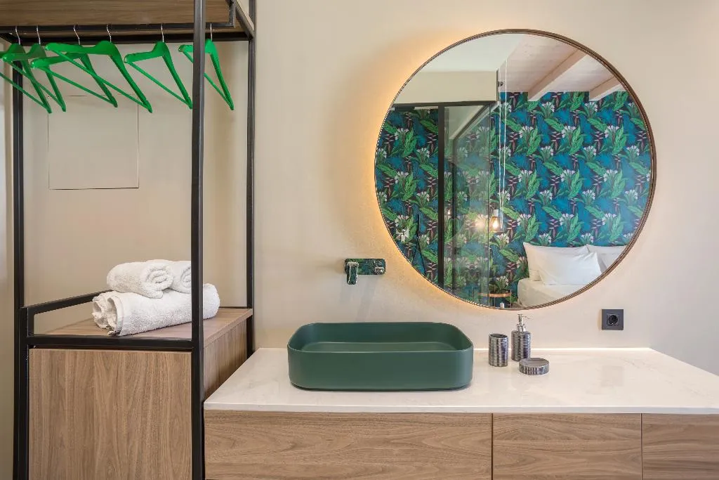 Room, Agave, Zante
