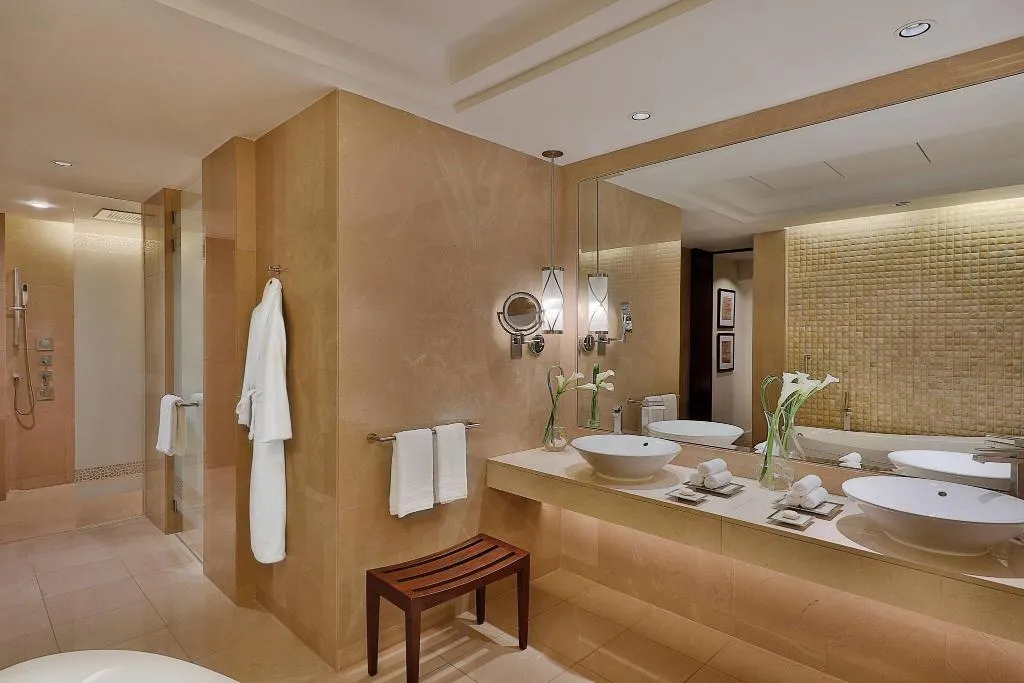 Room, The Ritz-Carlton, Dubai, Dubai