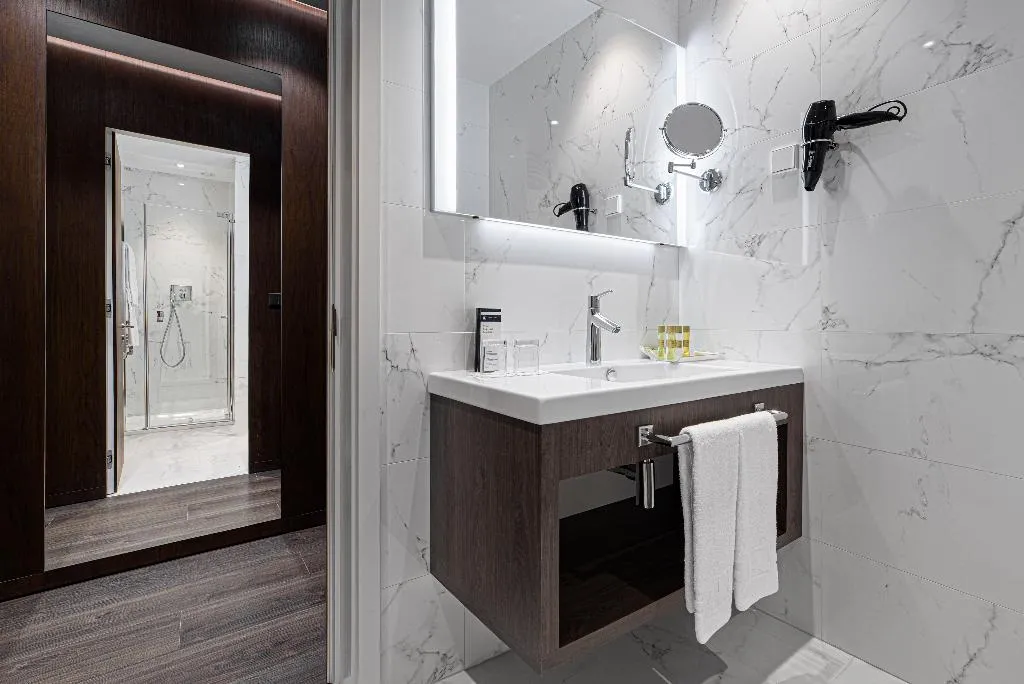 DOUBLE STANDARD Room, Eurostars Universal Lisboa, Lisbon