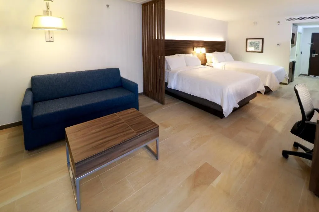 SUITE TWO QUEEN BEDS Room, Holiday Inn Express Playa del Carmen, Playa Del Carmen