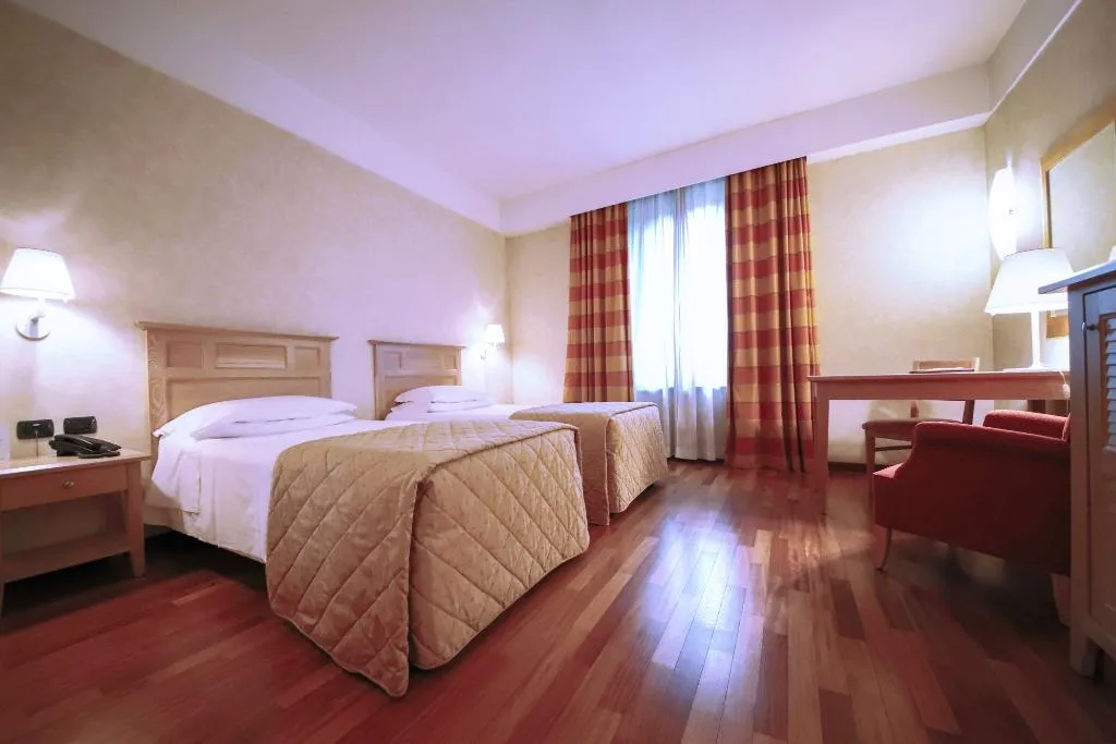 TWIN PRESTIGE Room, Monica Hotel Fiera, Milan