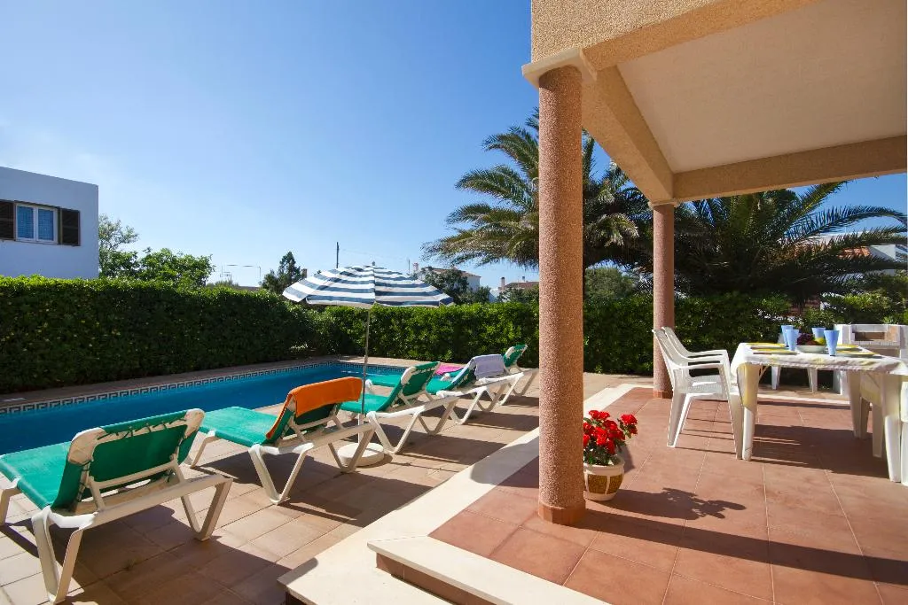 VILLA THREE BEDROOMS Room, Oliveres I - Ii, Menorca