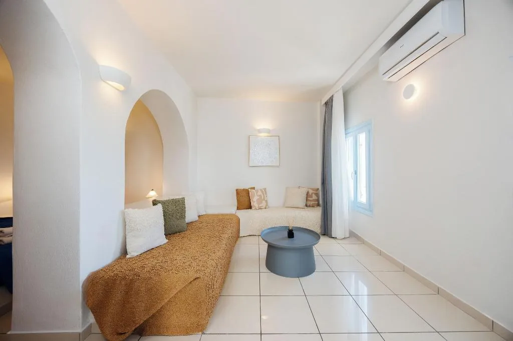 Room, Kastro Suites, Santorini