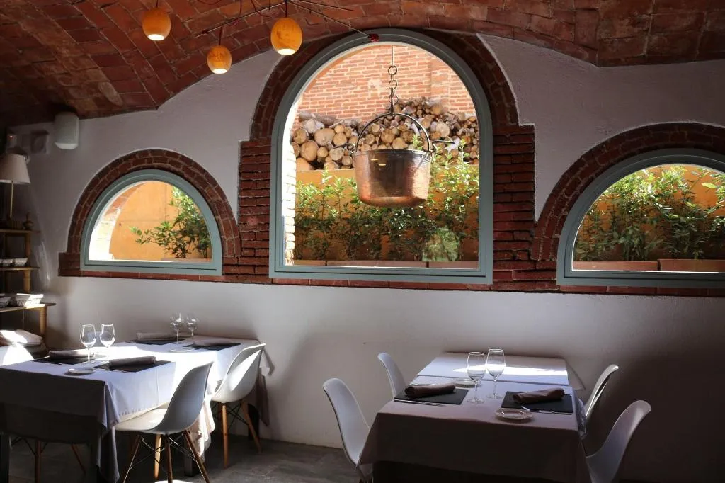 Restaurant, Can Ribalta Hotel Gastronòmic, Barcelona