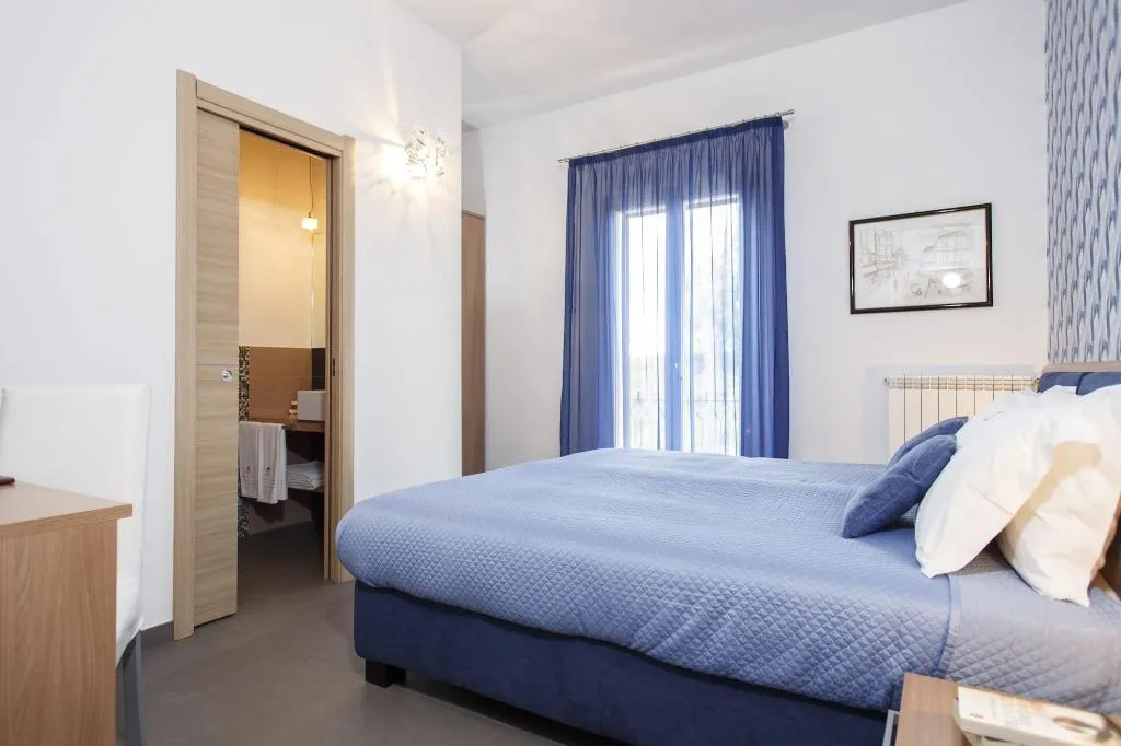 Room, B&B Villaseta, Catania