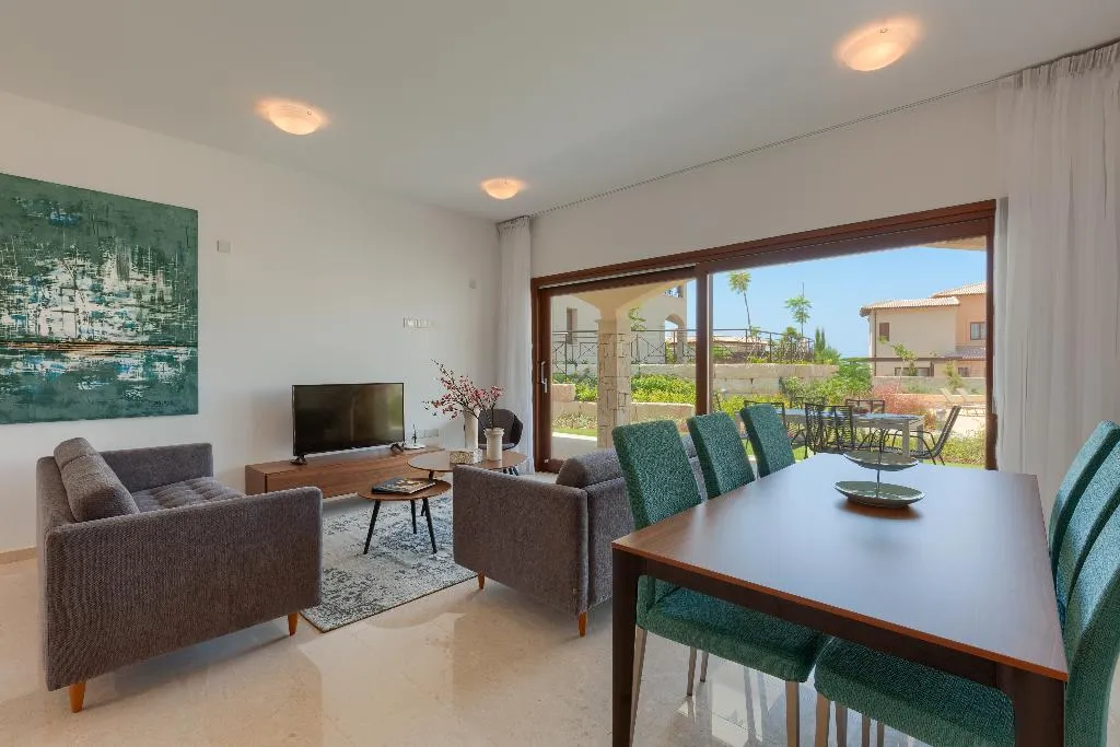 APARTMENT PREMIUM Room, Aphrodite Hills Rentals Premium Serviced Apartment, Cyprus
