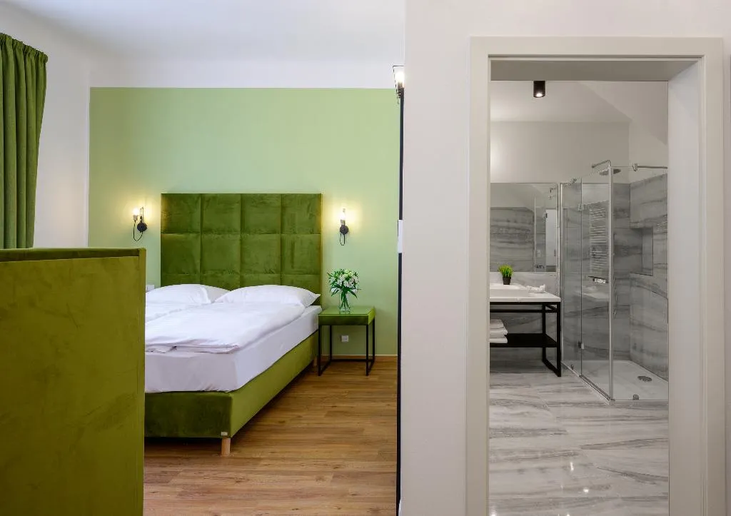 DOUBLE COMFORT Room, Hotel Garden Court Prague, Prague