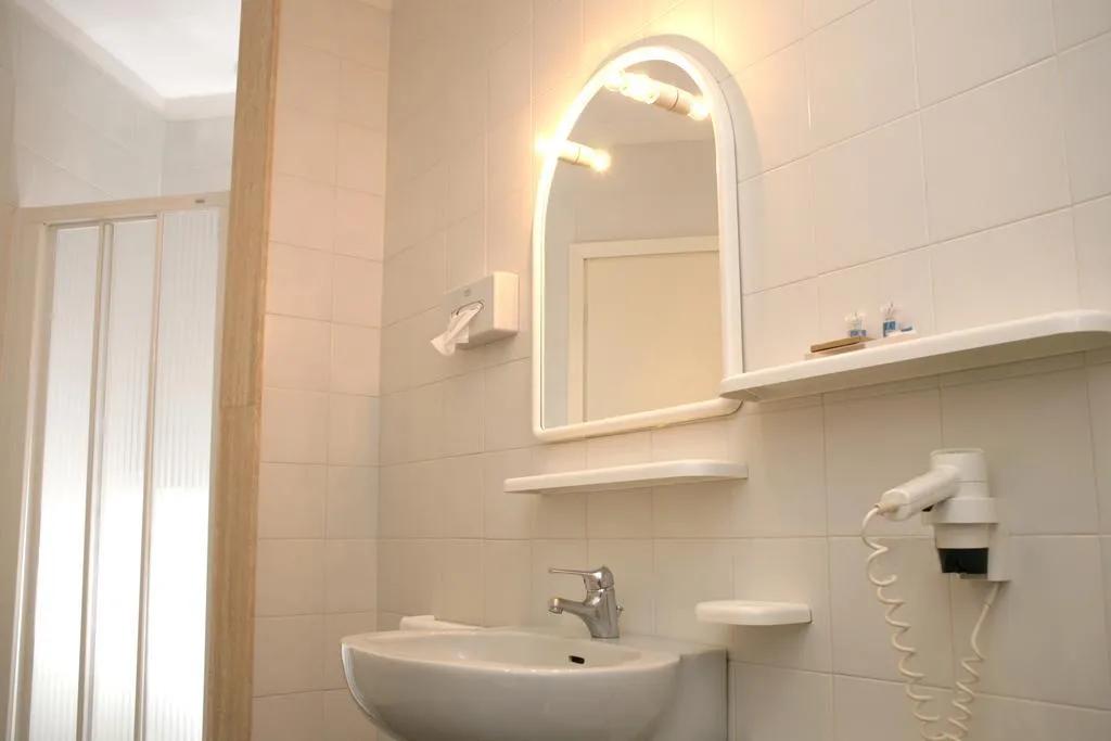 Room, Hotel Perusia & La Villa, Perugia
