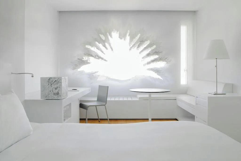 DOUBLE SUPERIOR WITH VIEWS Room, Renaissance Barcelona Fira, Barcelona