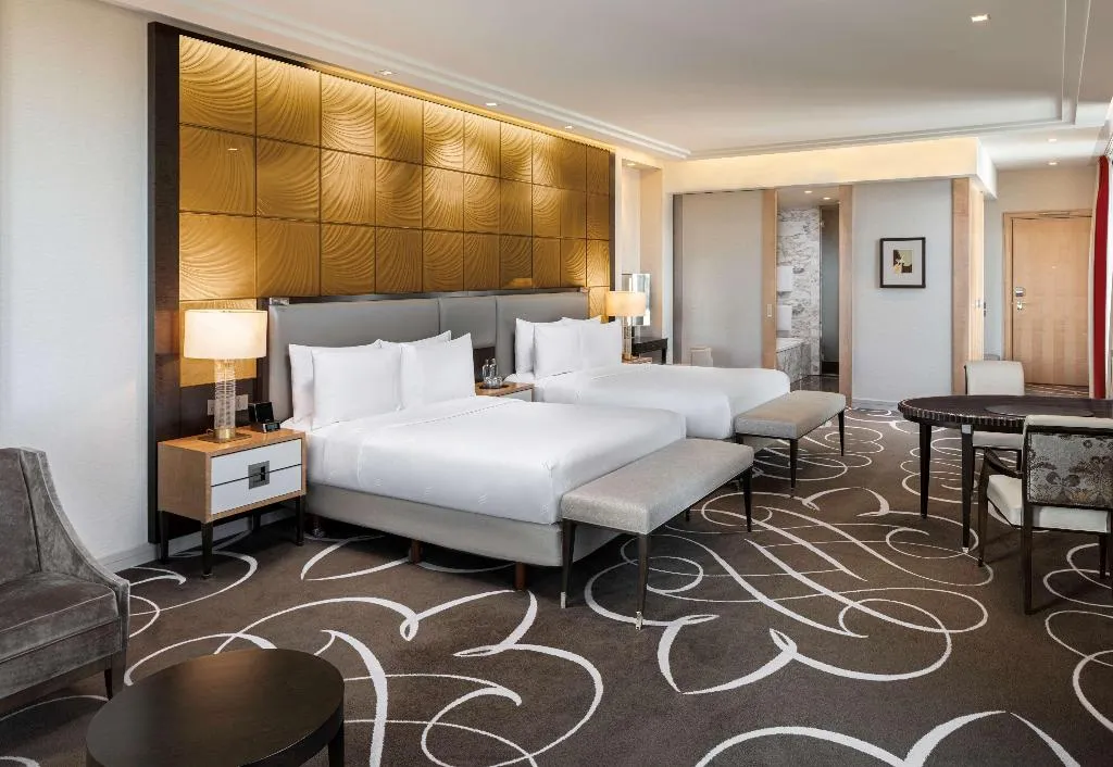 Room, Waldorf Astoria Berlin, Berlin