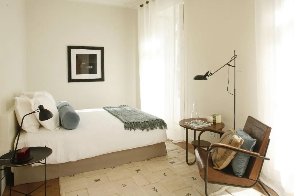 Room, Casa Das Janelas Com Vista, Lisbon