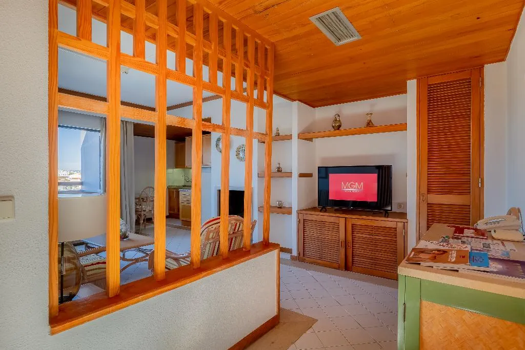 APARTMENT CAPACITY 4 ONE BEDROOM Room, Muthu Oura Praia Hotel, Algarve