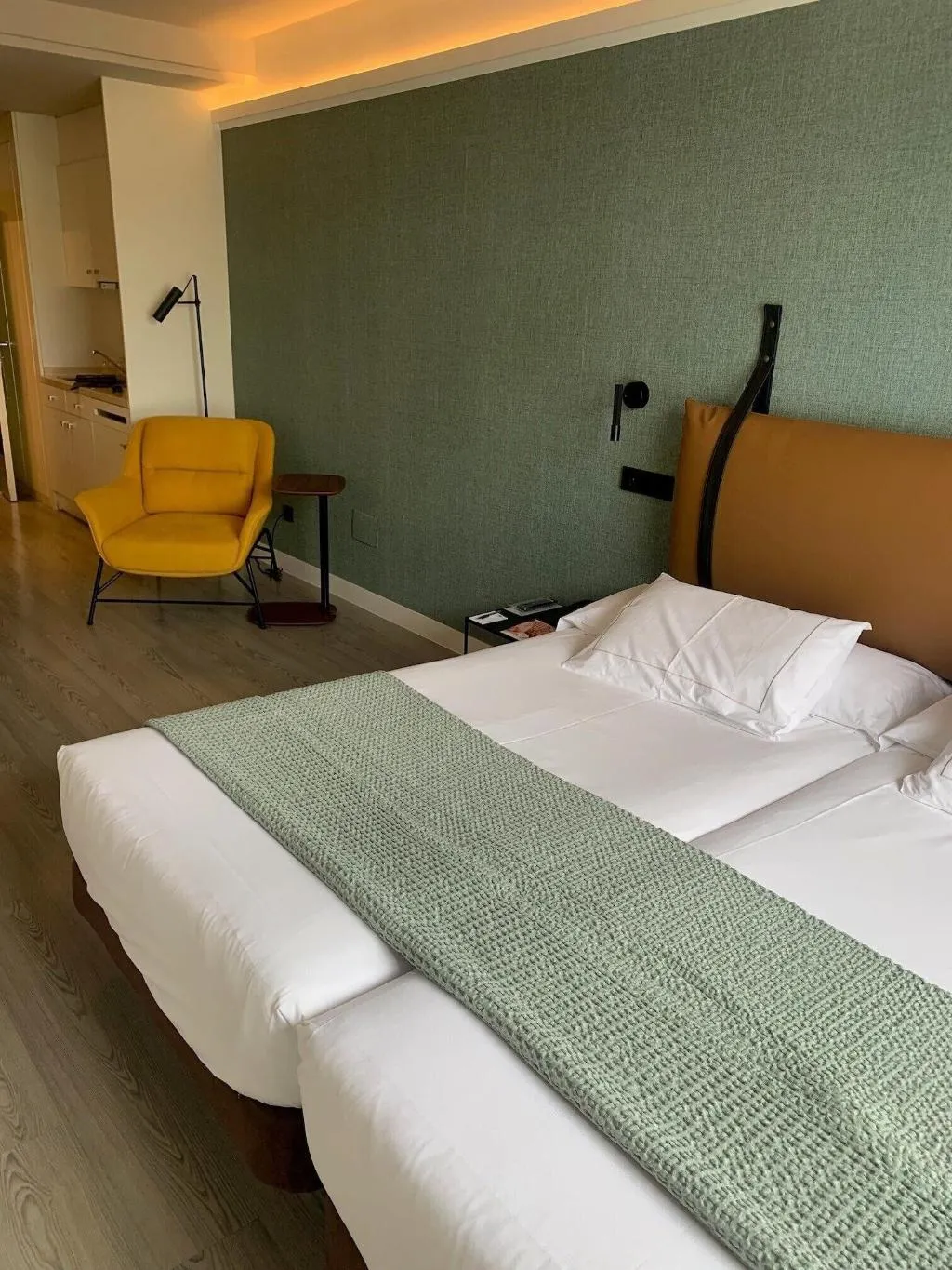 DOUBLE SUPERIOR KING BED Room, Suites Viena Plaza de España, Madrid
