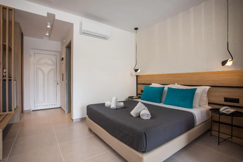Double or Twin SUPERIOR POOL VIEW Room, Zoes, Rhodes