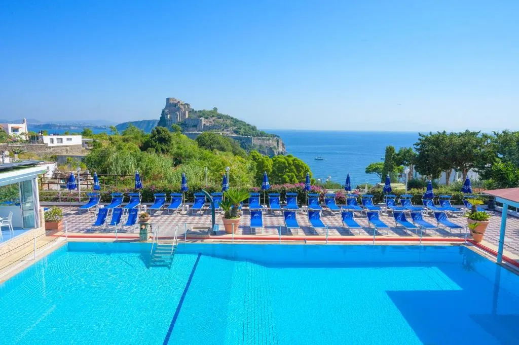 Pool, Parco Cartaromana, Naples
