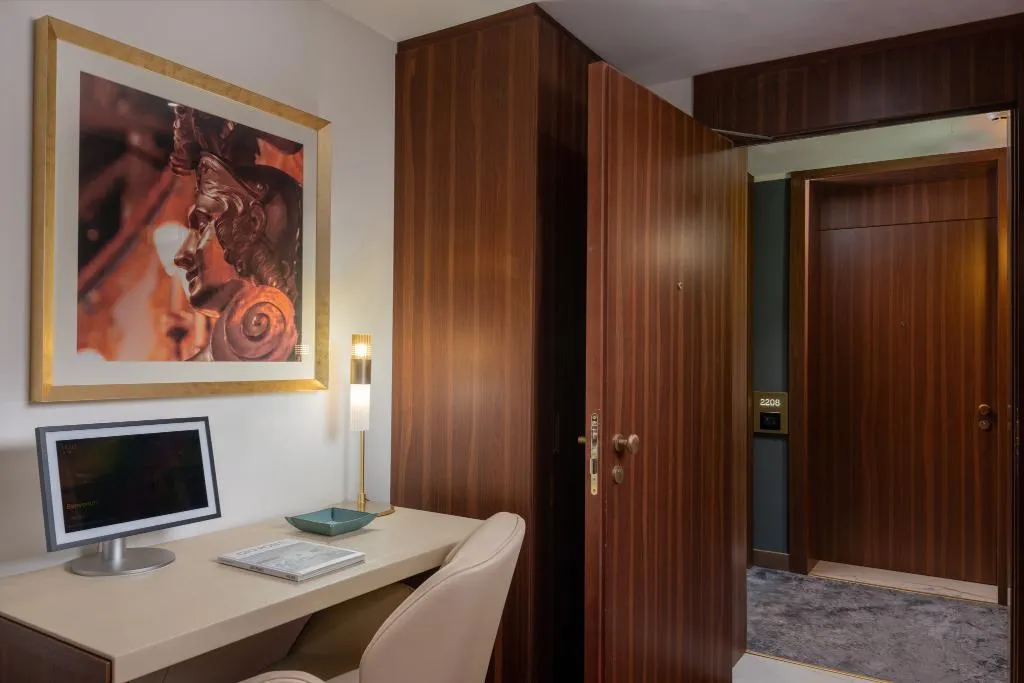 APARTMENT TWO DOUBLE BEDS Room, Teatro Luxury Apartments Firenze, Florence