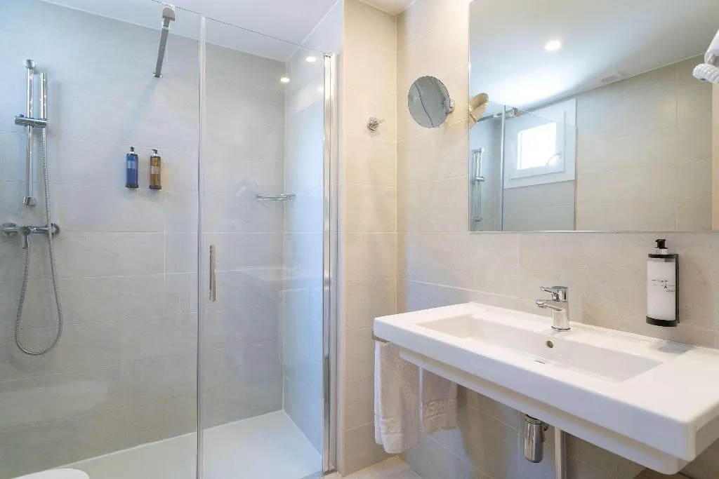 APARTMENT TWO BEDROOMS Room, Halley Hotel & Apartments Affiliated by Meliá, Costa Blanca