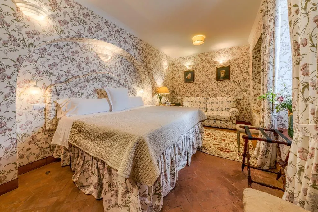 Double or Twin CLASSIC Room, Casa Palacio de Carmona, Seville