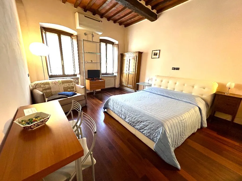 JUNIOR SUITE ONE BED Room, La Corte Del Re, Florence