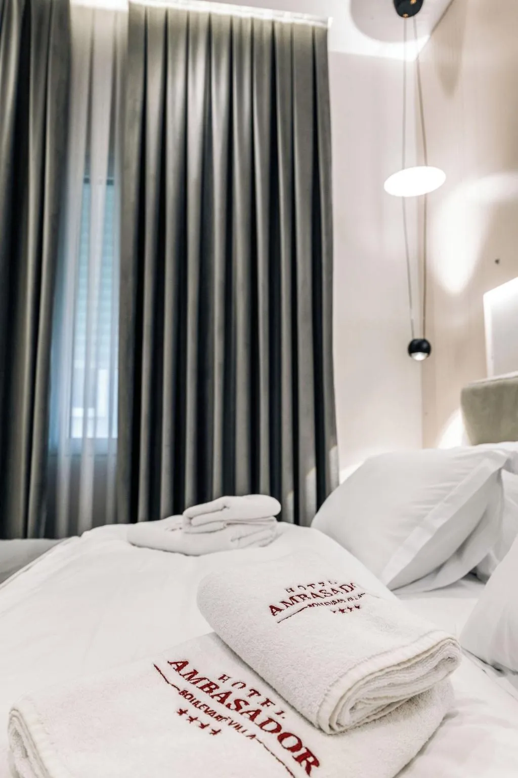 Room, Ambasador Hotel, Durres