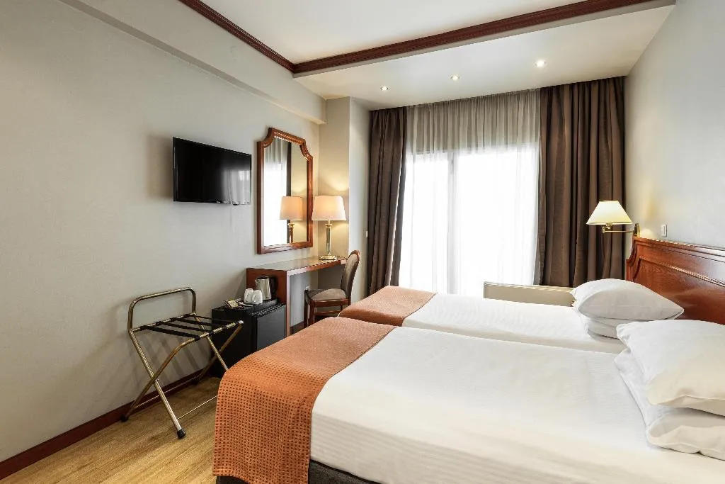 TWIN Accessible KING SIZE BED Room, Holiday Inn Thessaloniki, Halkidiki