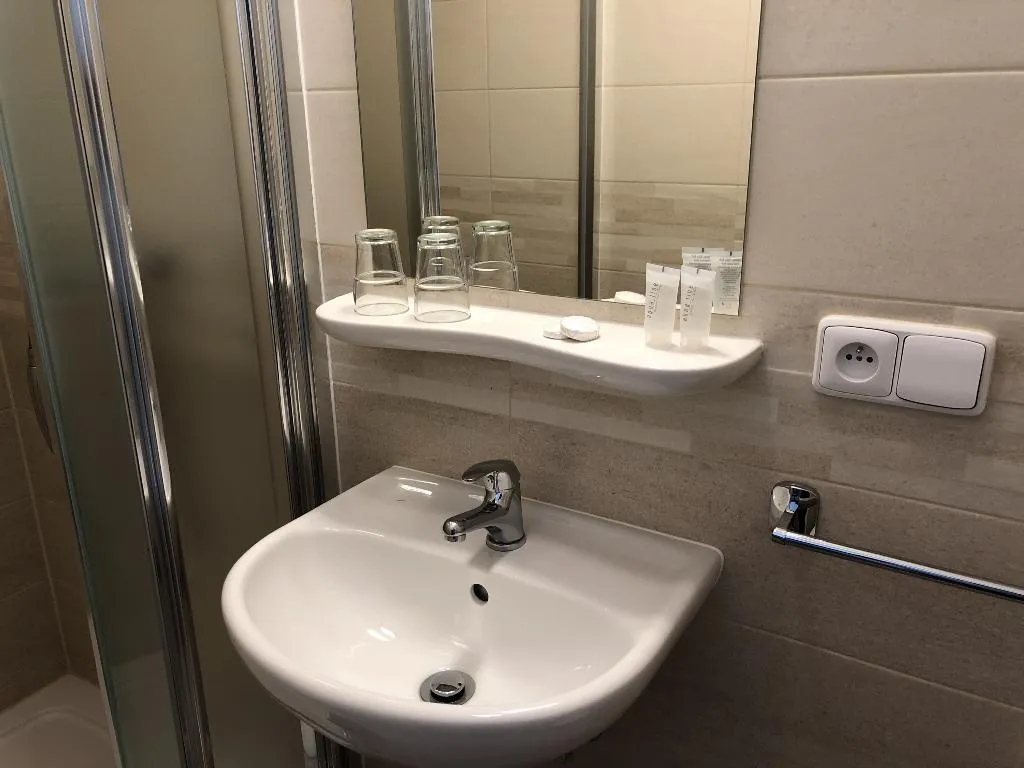 Room, Brezina, Prague
