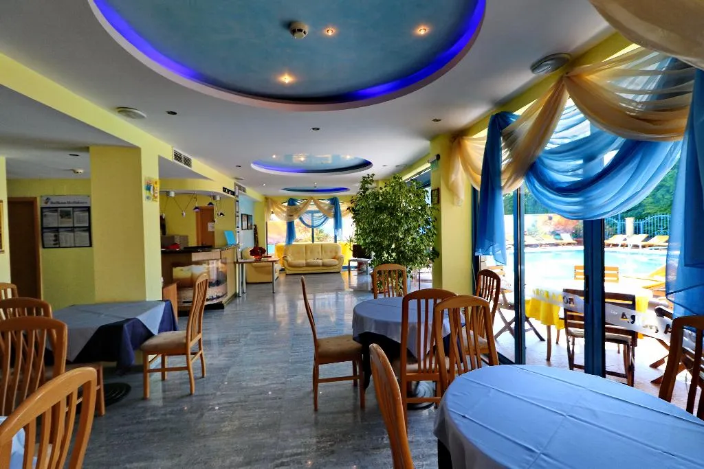 Lobby, Bora Bora, Bourgas