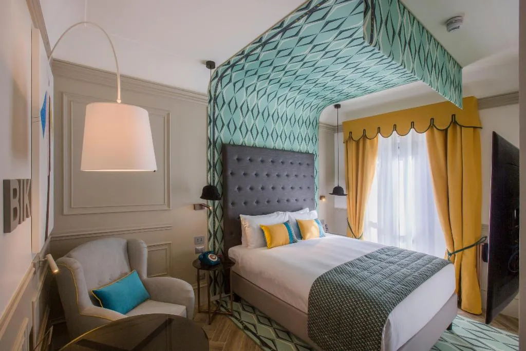 DOUBLE PREMIUM QUEEN BED Room, Hotel Indigo Milan - Corso Monforte, Milan