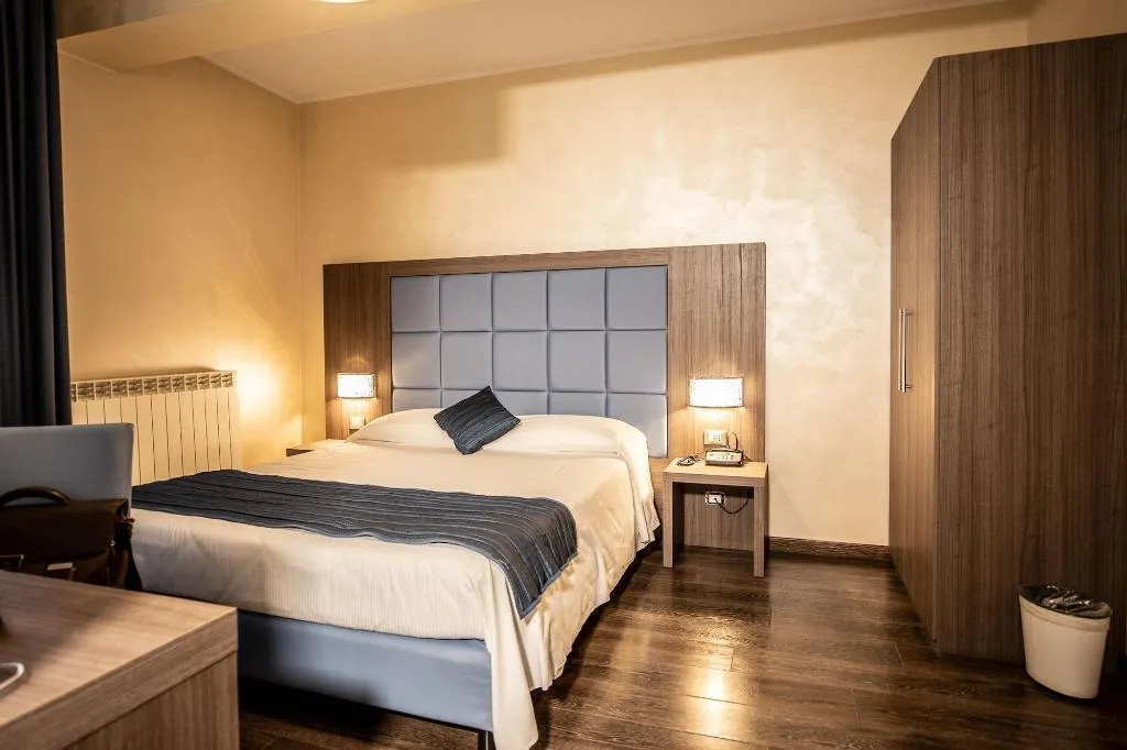 Room, La Compagnia Del Viaggiatore, Rome