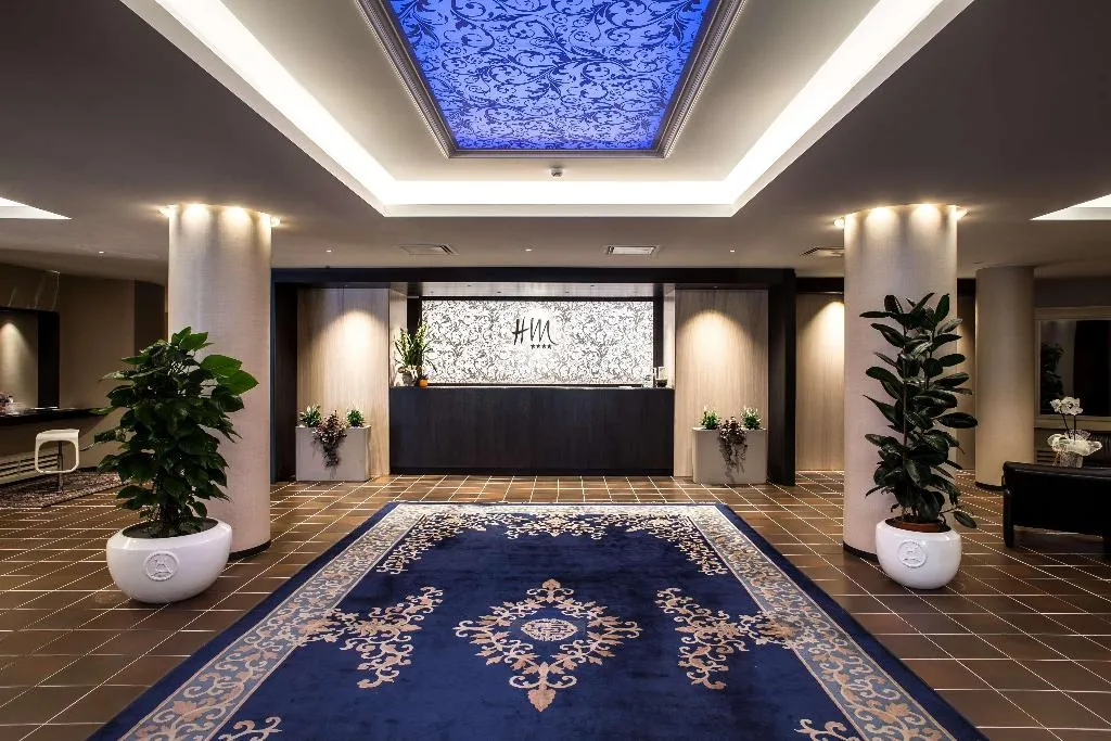 Lobby, Mirage, Florence