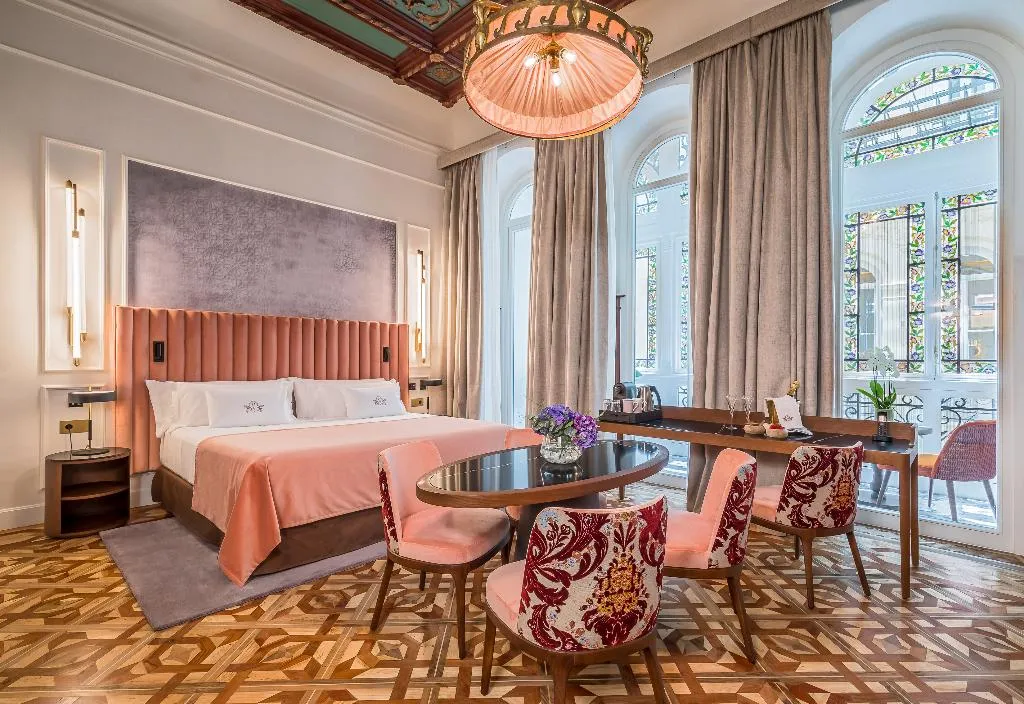 Room, Palacio Gran Via, A Royal Hideaway Hotel, Andalucia