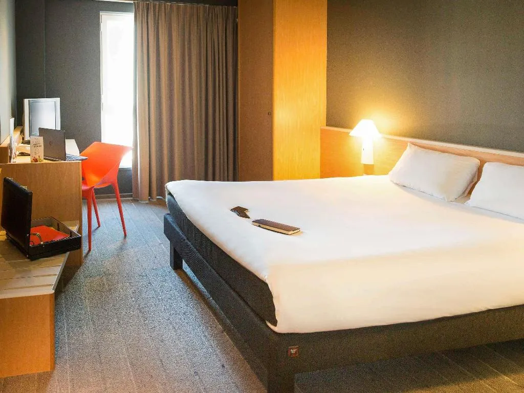DOUBLE WITH DOUBLE BED Room, ibis Firenze Nord Aeroporto, Florence