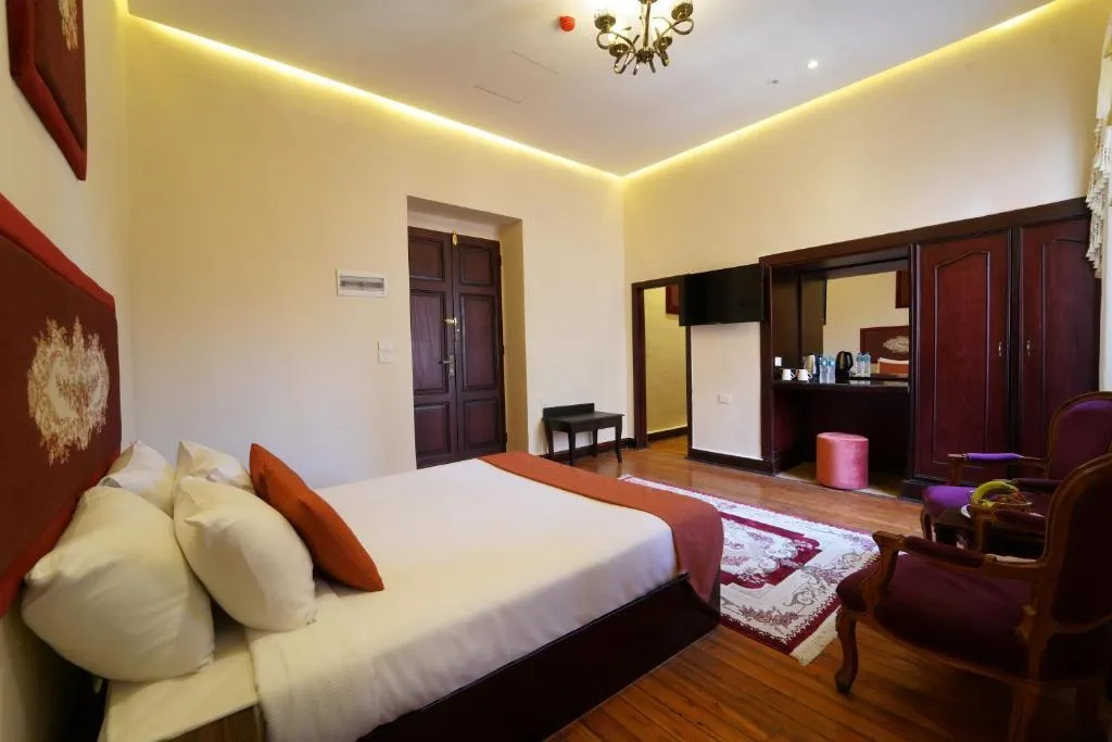 DOUBLE DELUXE KING BED Room, Victoria Cairo Hotel, Cairo