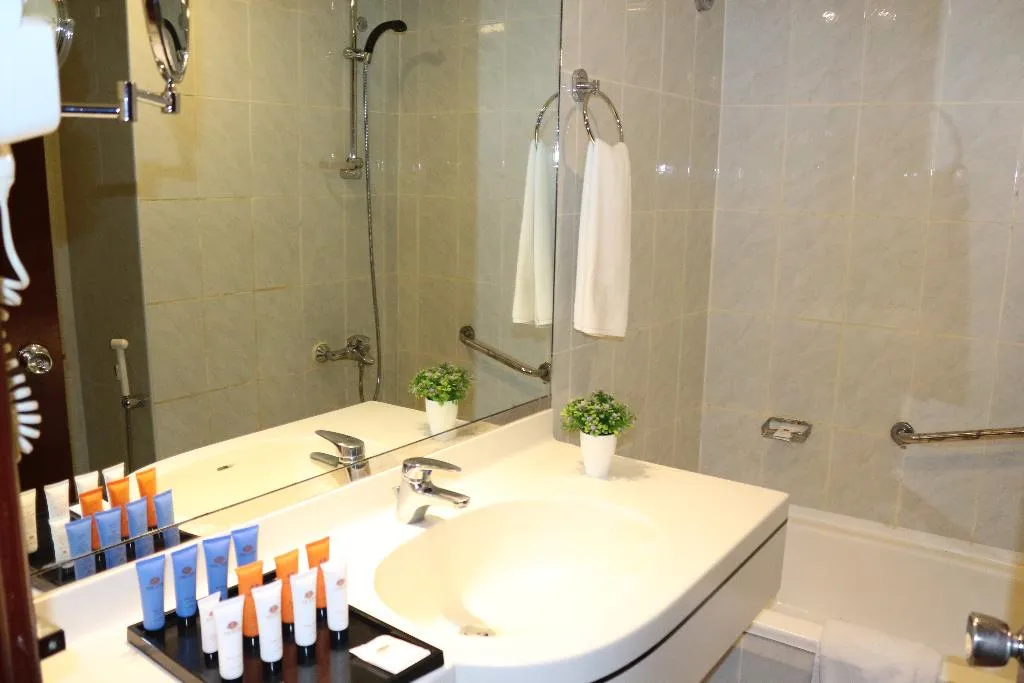 SUITE ONE BEDROOM Room, Al Khaleej Grand, Dubai