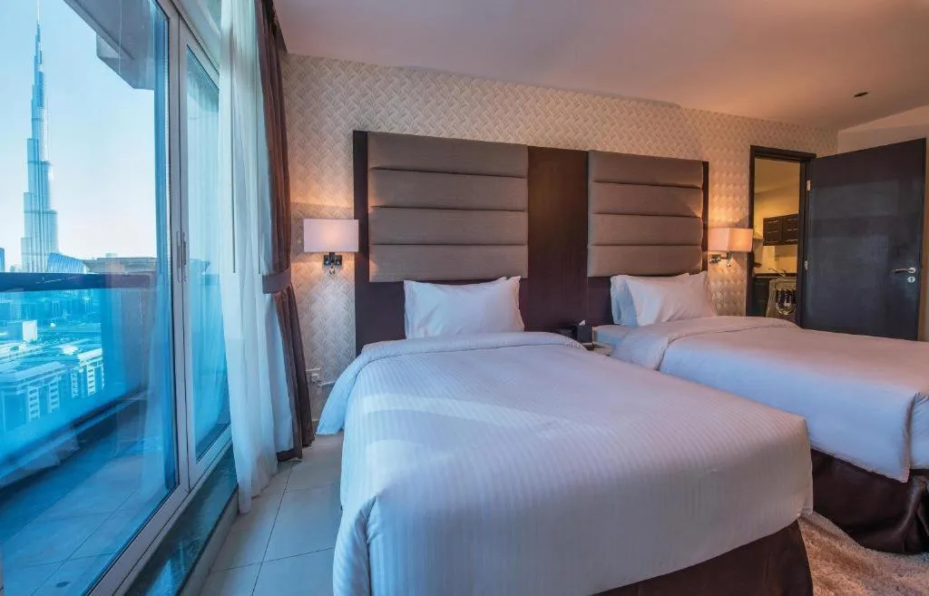 SUITE THREE BEDROOMS Room, Sunday Mega Hotel Sheikh Zayed Road Near DIFC, Dubai