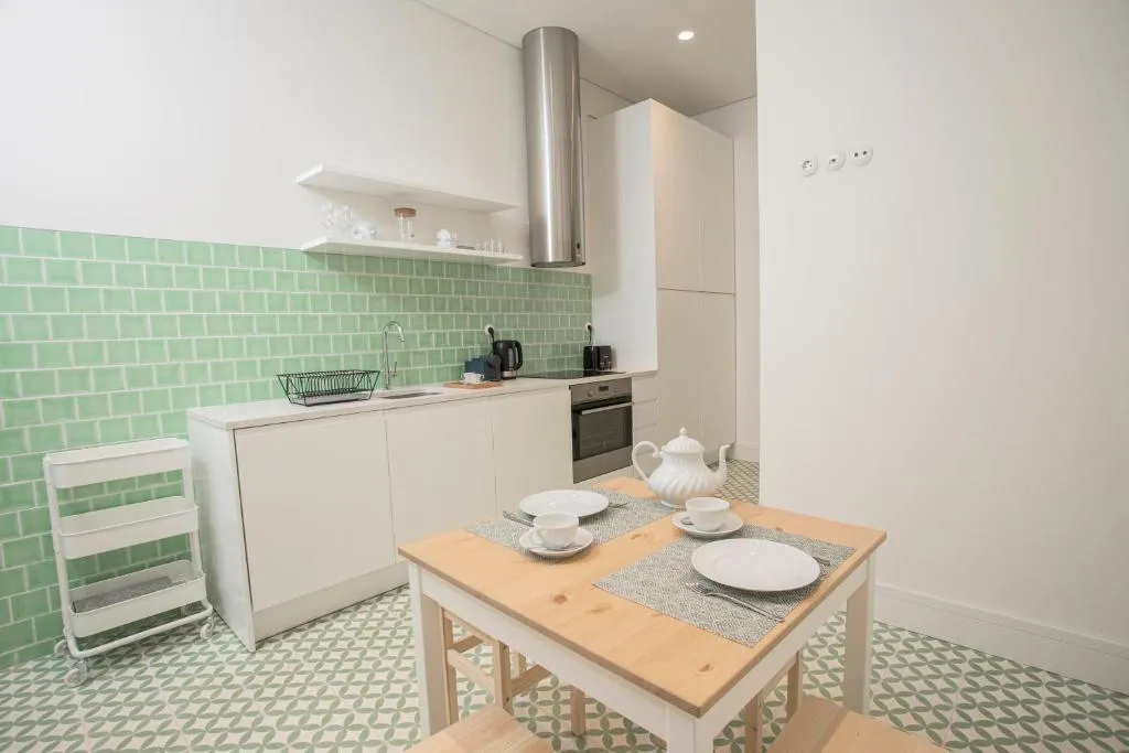 APARTMENT ONE BED Room, Montebelo Lisbon Downtown Apartments, Lisbon
