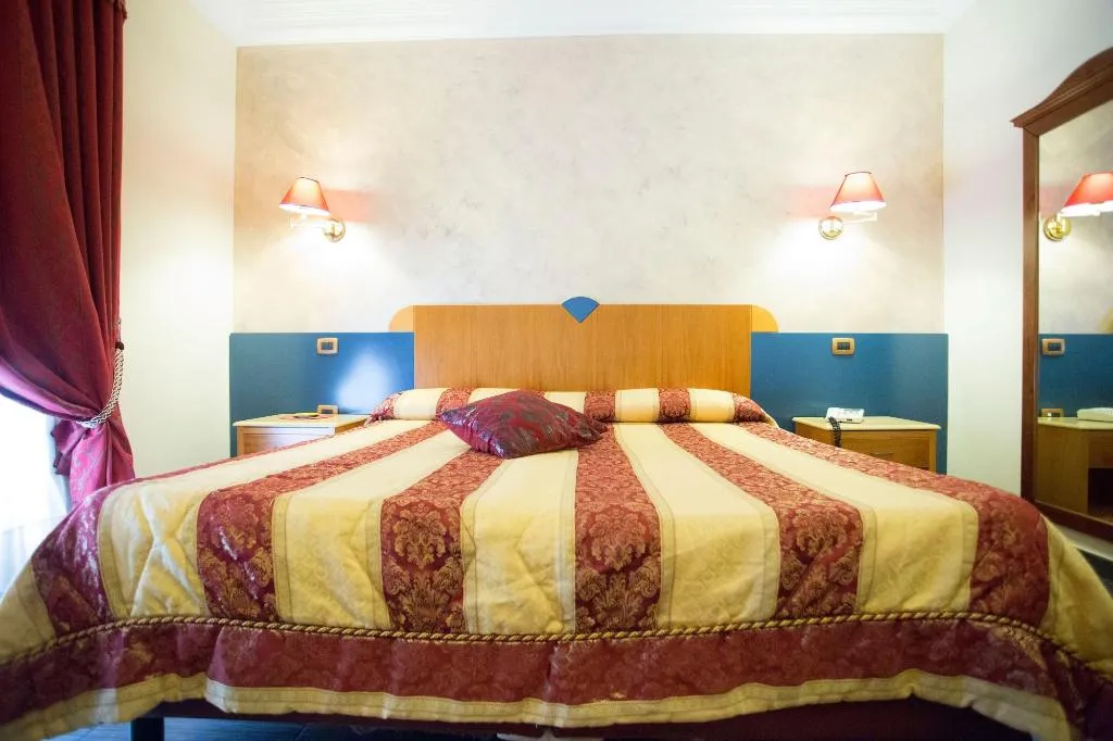 Room, Bellavista, Naples