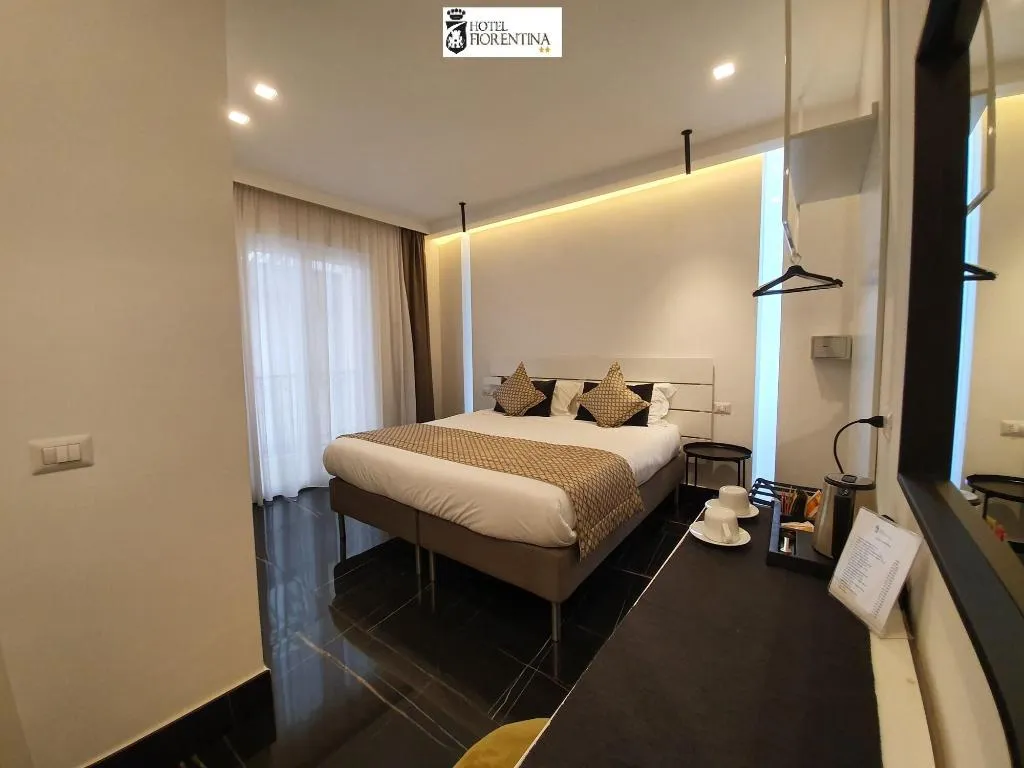 Room, Hotel Fiorentina, Naples