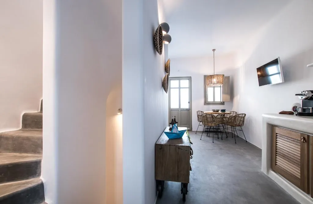 VILLA WITH PRIVATE POOL Room, Cape 9, Santorini