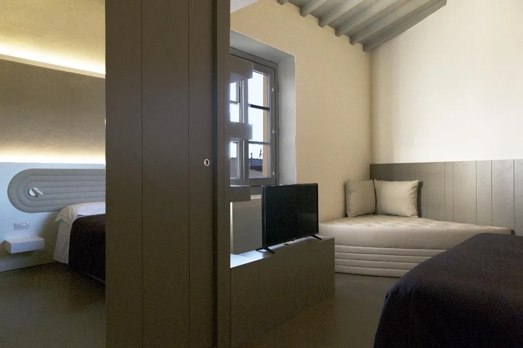 APARTMENT DELUXE ONE BEDROOM Room, Palazzo dei Ciompi, Florence