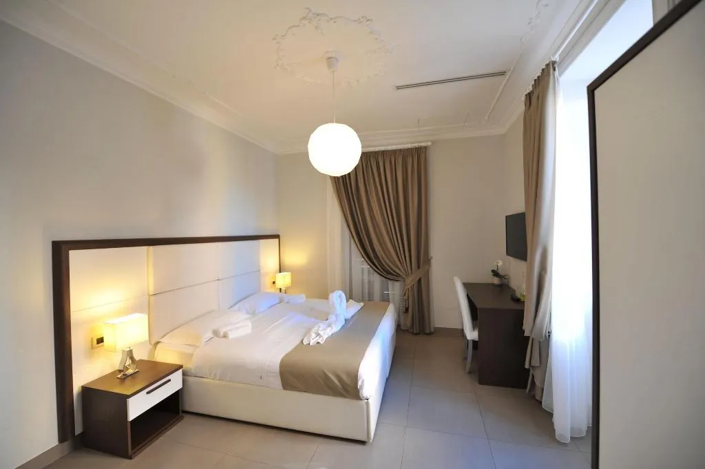 Room, Villa Zaccardi, Rome
