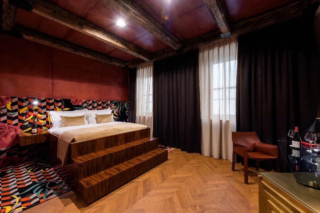 DOUBLE SUPERIOR LAND VIEW Room, ROXANICH Winery and Design Hotel, Istria