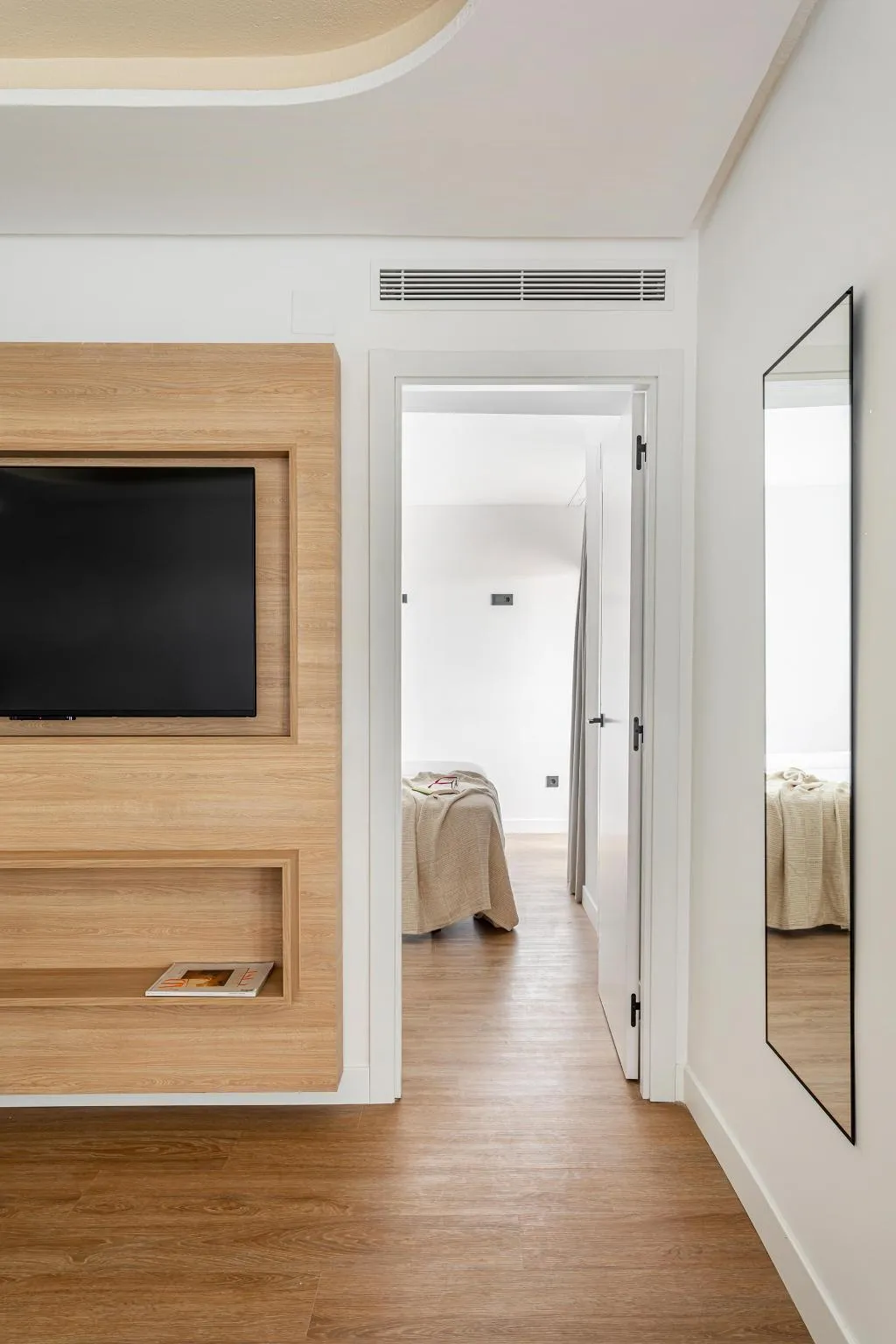 APARTMENT ONE BEDROOM Room, B48 Valencia Feria, Valencia