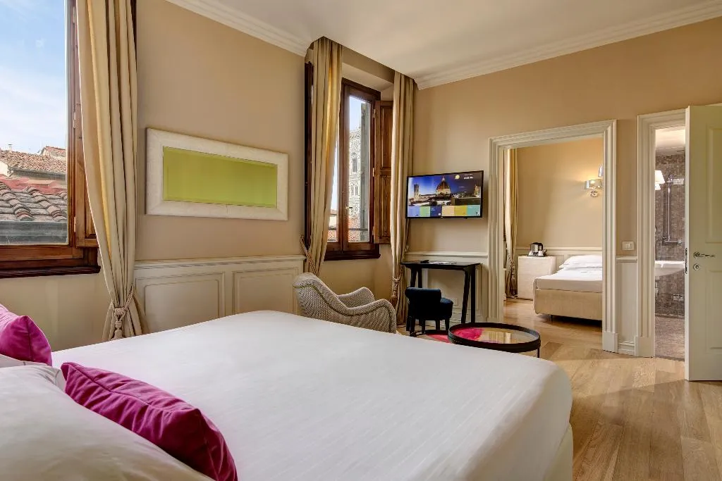 TRIPLE DELUXE Room, Grand Hotel Cavour, Florence